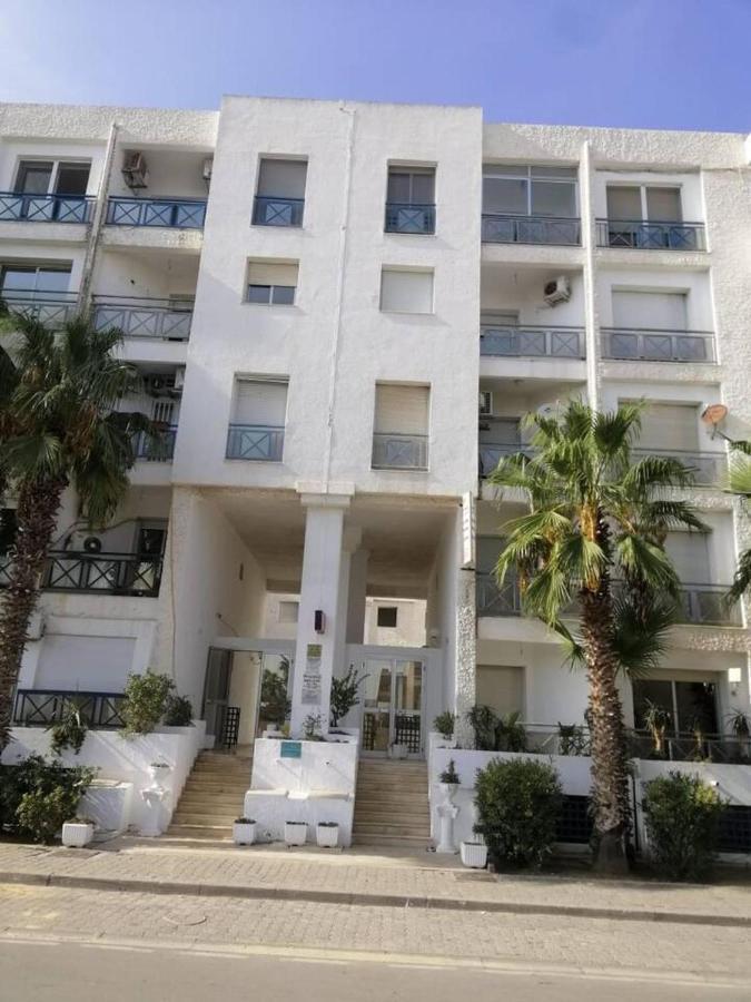 Captivating 2-bed In Apartment Tunis