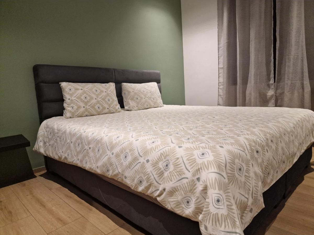 Captivating 2-bed In Apartment Tunis
