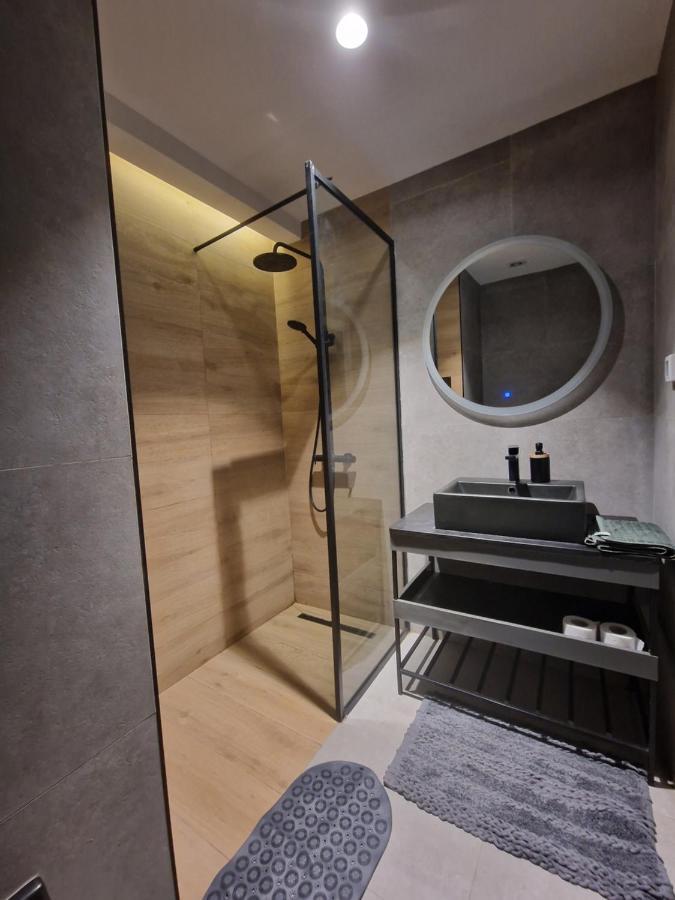 Captivating 2-bed In Apartment Tunis